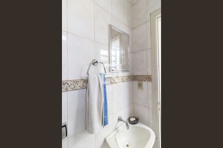 Casa à venda com 161m², 3 quartos e 3 vagasBanheiro 2