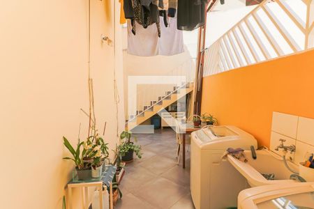 Casa para alugar com 240m², 3 quartos e 5 vagas Casa para alugar com 240m², 3 quartos e 5 vagasLavanderia