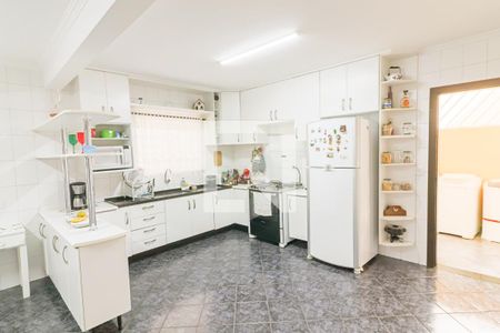 Casa para alugar com 240m², 3 quartos e 5 vagas Casa para alugar com 240m², 3 quartos e 5 vagasCozinha