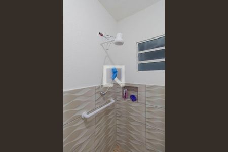 Casa à venda com 316m², 5 quartos e 4 vagasBanheiro 2