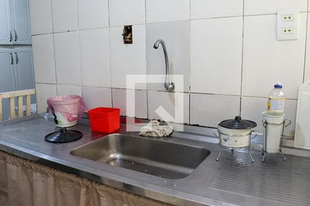 Casa à venda com 147m², 3 quartos e 2 vagas Casa à venda com 147m², 3 quartos e 2 vagasCozinha