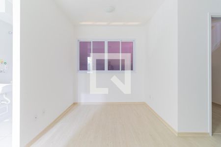 Sala de apartamento para alugar com 2 quartos, 43m² em Socorro, São Paulo