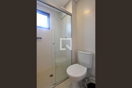 Banheiro de kitnet/studio para alugar com 1 quarto, 42m² em Campestre, Santo André