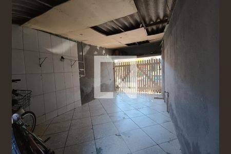 Casa à venda com 105m², 2 quartos e 1 vagaGaragem