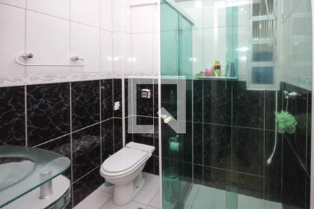 Apartamento à venda com 80m², 3 quartos e 1 vaga Apartamento à venda com 80m², 3 quartos e 1 vagaBanheiro