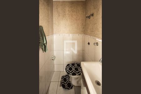 Apartamento à venda com 80m², 3 quartos e 1 vaga Apartamento à venda com 80m², 3 quartos e 1 vagaBanheiro de Serviço