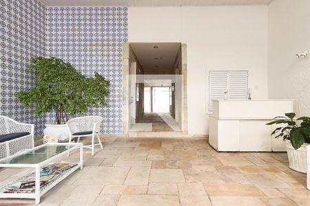 Apartamento para alugar com 62m², 2 quartos e 1 vaga Apartamento para alugar com 62m², 2 quartos e 1 vagaHall de Entrada do Prédio