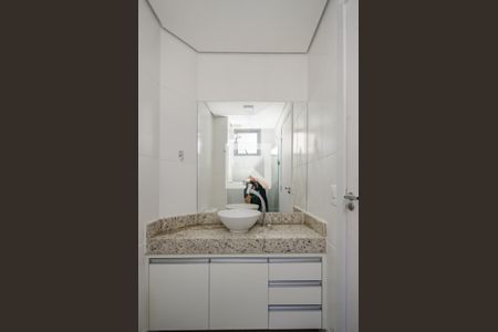 Apartamento para alugar com 60m², 2 quartos e 2 vagasBanheiro da Suíte