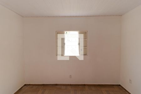 Casa à venda com 71m², 2 quartos e 5 vagas Casa à venda com 71m², 2 quartos e 5 vagasSuíte