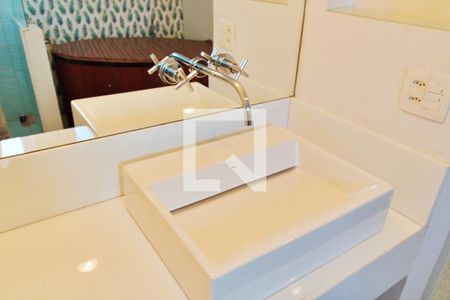 Apartamento à venda com 366m², 3 quartos e 4 vagasBanheiro da Suíte 