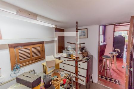 Casa à venda com 495m², 4 quartos e 4 vagasQuarto de serviço 2 / 3 piso