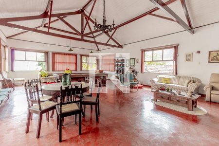 Casa à venda com 495m², 4 quartos e 4 vagasSalão de jogos / 3 piso