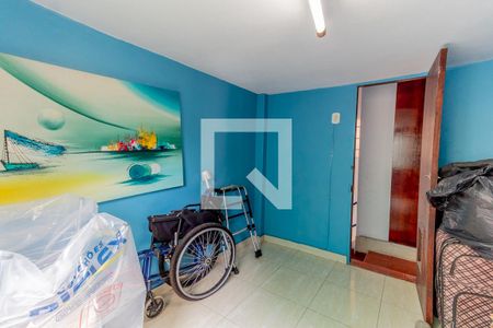 Casa à venda com 495m², 4 quartos e 4 vagasQuarto de serviço 1 / 3 piso