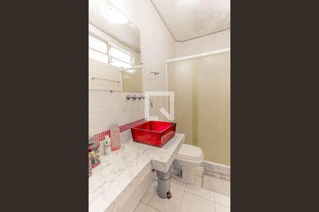 Casa à venda com 495m², 4 quartos e 4 vagasBanheiro social 2