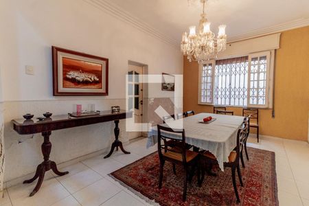Casa à venda com 495m², 4 quartos e 4 vagasSala de Jantar