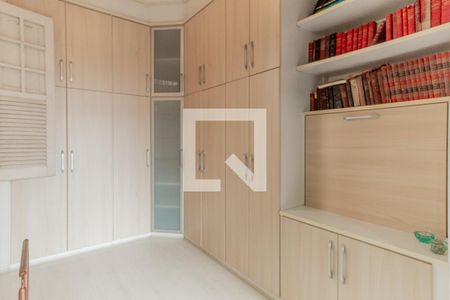 Casa à venda com 495m², 4 quartos e 4 vagasQuarto 2 