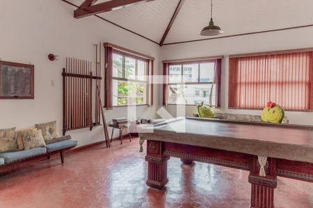 Casa à venda com 495m², 4 quartos e 4 vagasSalão de jogos / 3 piso