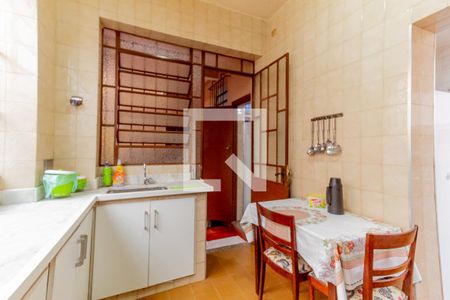 Casa à venda com 495m², 4 quartos e 4 vagasCozinha