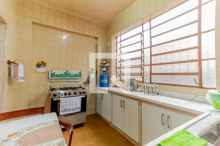 Casa à venda com 495m², 4 quartos e 4 vagasCozinha