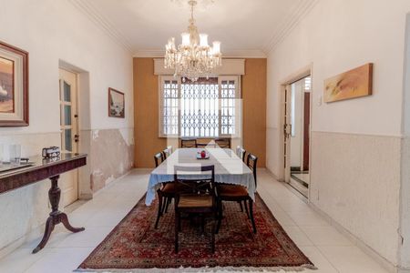 Casa à venda com 495m², 4 quartos e 4 vagasSala de Jantar
