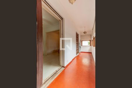 Casa à venda com 495m², 4 quartos e 4 vagasVaranda da Suíte 