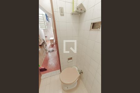 Casa à venda com 495m², 4 quartos e 4 vagasBanheiro de Serviço