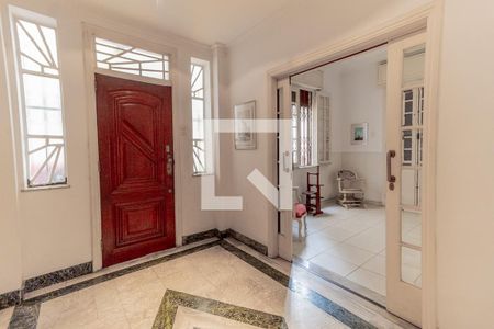 Casa à venda com 495m², 4 quartos e 4 vagasHall de Entrada