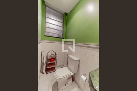 Casa à venda com 495m², 4 quartos e 4 vagasLavabo