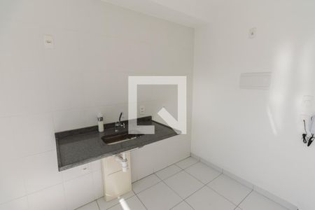 Cozinha de apartamento para alugar com 1 quarto, 31m² em Água Branca, São Paulo