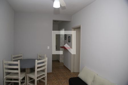 Sala de apartamento para alugar com 1 quarto, 56m² em Canto do Forte, Praia Grande