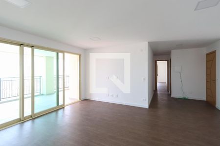 Apartamento à venda com 120m², 3 quartos e 2 vagasSala