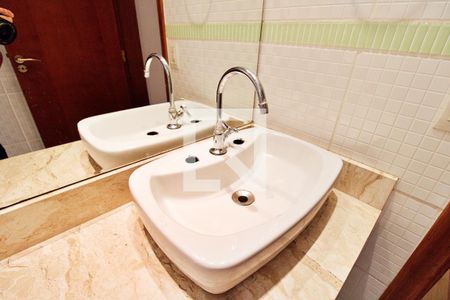 Apartamento para alugar com 110m², 3 quartos e 2 vagas Apartamento para alugar com 110m², 3 quartos e 2 vagasBanheiro