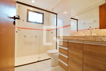 Apartamento para alugar com 110m², 3 quartos e 2 vagas Apartamento para alugar com 110m², 3 quartos e 2 vagasBanheiro da Suíte