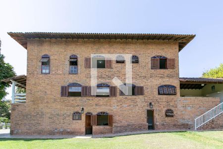 Casa à venda com 580m², 7 quartos e 6 vagasFachada