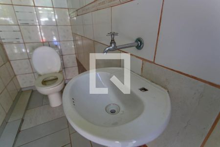 Casa à venda com 580m², 7 quartos e 6 vagasBanheiro 1