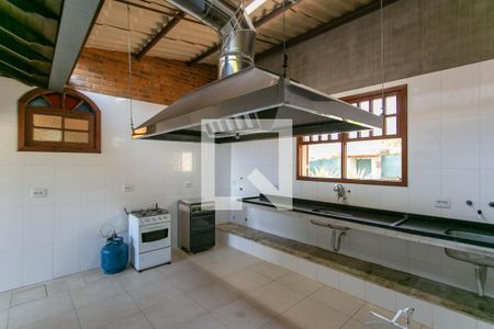 Casa à venda com 580m², 7 quartos e 6 vagasCozinha 2