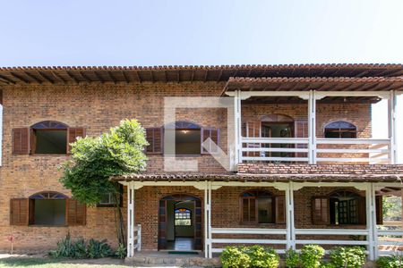 Casa à venda com 580m², 7 quartos e 6 vagasFachada