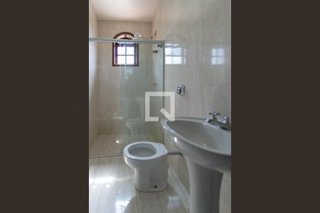 Casa à venda com 580m², 7 quartos e 6 vagasBanheiro da Suíte 2