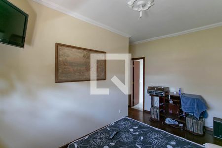 Casa à venda com 580m², 7 quartos e 6 vagasQuarto Suíte 2