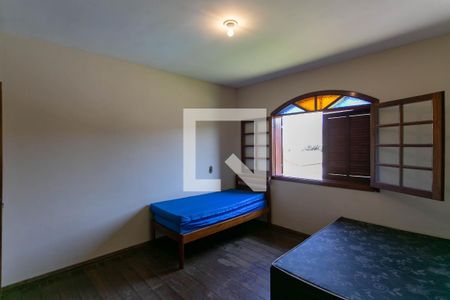 Casa à venda com 580m², 7 quartos e 6 vagasQuarto 2