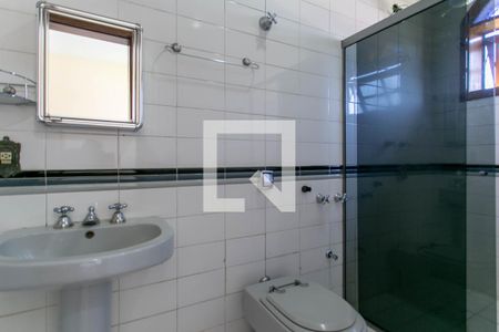 Casa à venda com 580m², 7 quartos e 6 vagasBanheiro da Suíte 1