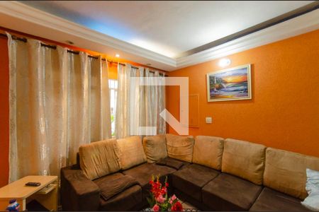 Sala de casa para alugar com 2 quartos, 130m² em Vila Ré, São Paulo