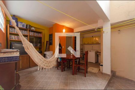 Área de Serviço de casa para alugar com 2 quartos, 130m² em Vila Ré, São Paulo