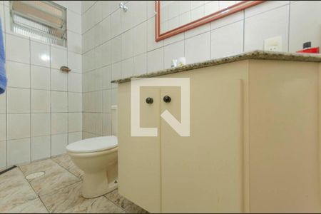Banheiro Suíte 2 de casa para alugar com 2 quartos, 130m² em Vila Ré, São Paulo