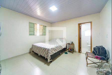 Casa à venda com 561m², 5 quartos e 4 vagasQuarto 2