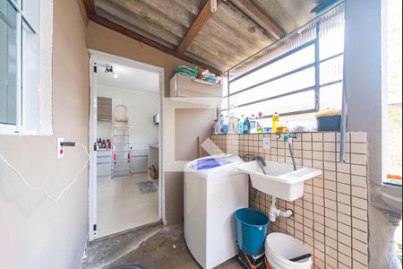 Casa à venda com 561m², 5 quartos e 4 vagasÁrea de Serviço