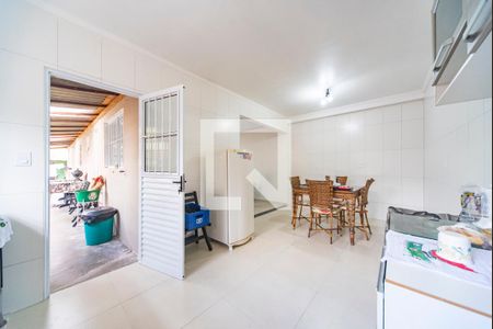 Casa à venda com 561m², 5 quartos e 4 vagasCozinha