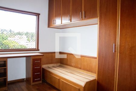 Quarto 2 de apartamento para alugar com 2 quartos, 67m² em Vila Albertina, São Paulo