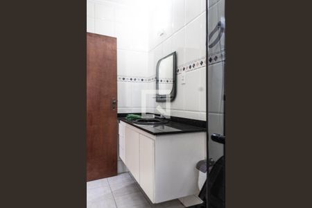 Casa de condomínio para alugar com 250m², 5 quartos e 4 vagasBanheiro