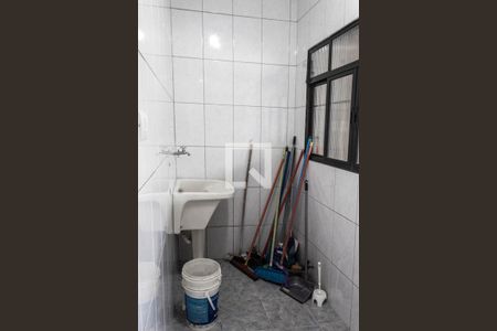 Casa de condomínio para alugar com 250m², 5 quartos e 4 vagasÁrea de Serviço